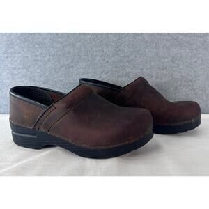 Dansko Women's 39 Professional Nubuck Antique Oiled Clog Nursing Workwear Office